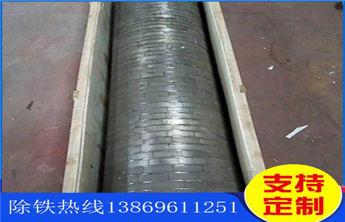 輥磨磁選機(jī)，高壓輥磨磁選機(jī)生產(chǎn)廠家價(jià)格實(shí)惠_單傳動(dòng)輥壓磁選機(jī)打開新的破碎天地磁場一般為多少_磁塊如何排列
