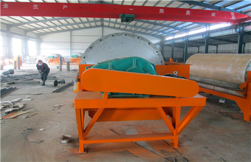 輥磨磁選機(jī)，衡量高壓輥磨機(jī)生產(chǎn)廠家三個(gè)指標(biāo)_單傳動(dòng)輥壓磁選機(jī)打開(kāi)新的破碎天地磁場(chǎng)一般為多少_磁塊如何排列